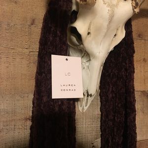 Lauren Conrad infinity knitted scarf